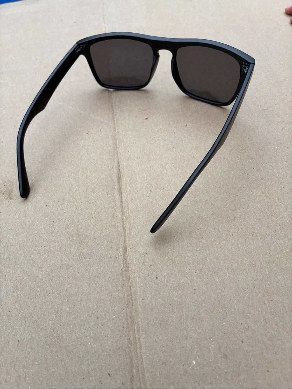 Classic Black Square Sunglasses with Dark Lenses